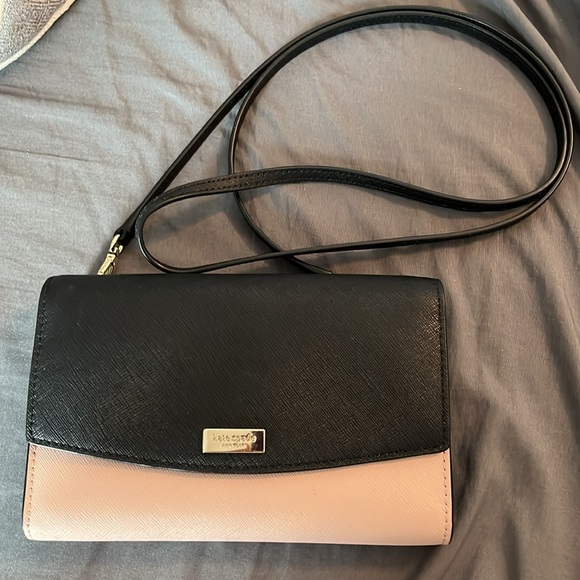 KATE SPADE Light Pink and Black Phone Crossbody - Picture 5 of 6